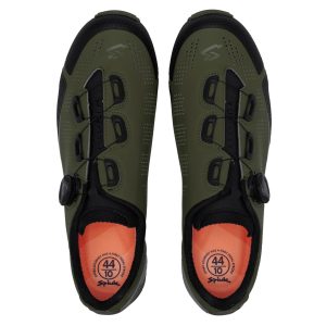 verde militar 3 1536x2048 1